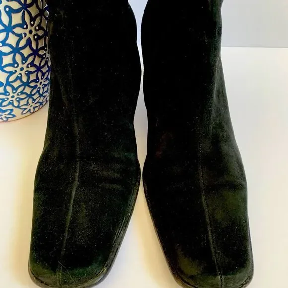 ♥️♥️♥️ Gucci black suede boots size 7 US♥️♥️♥️ - Picture 3 of 6